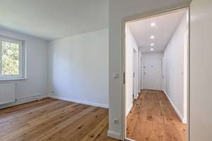 2 Zimmer mit Sonnenbalkon – Raum für eigene Ideen – Die vollständige Adresse der Immobilie erhältst du vom Anbieter., 12059 Neukölln (Ortsteil), Berlin – Vorschaubild 7