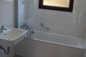 Renovierte 4-Zimmer-Wohnung mit Balkon in RS-Lüttringhausen -von privat- – Die vollständige Adresse der Immobilie erhältst du vom Anbieter., 42899 Klausen, Remscheid – Vorschaubild 12
