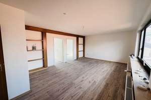 **AB SOFORT! ** 3 ZKB mit Einbauküche und PKW Stellplatz in Reichelsheim