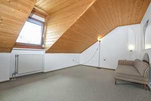 Große Doppelhaushälfte mit schönem Garten und Garage in toller Lage in Königsbrunn – Augsburg (Kreis) – Vorschaubild 12