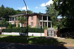 Exklusive 8-Zimmer Villa in Hamburg-Wohldorf-Ohlstedt mit 341 m² Wohnfläche – Diestelstraße 16b, 22397 Wohldorf-Ohlstedt, Hamburg – Vorschaubild 13