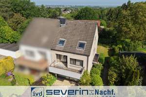 Doppelhaushälfte direkt im Grünen...