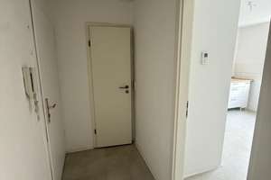 Lebendiges Viertel: 1,5-Zimmer-Wohnung in Düsseldorf-Friedrichstadt – Die vollständige Adresse der Immobilie erhältst du vom Anbieter., 40215 Friedrichstadt, Düsseldorf – Vorschaubild 4