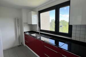 Rüppurr +++ Lichtdurchflutete 3,5-ZI ETW mit neuer EBK und Sonnenbalkon mit phantastischer Aussicht – Adalbert-Stifter-Str. 9, 76199 Rüppurr, Karlsruhe – Vorschaubild 5