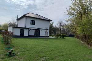 Exklusive Stadtvilla mit Garage und großzügigem Garten in Falkensee – Die vollständige Adresse der Immobilie erhältst du vom Anbieter., 14612 Falkensee – Vorschaubild 8