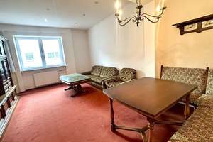 Einfamilienhaus mit Einliegerwohnung (linke DHH) in guter Lage von S-Zuffenhausen  – Die vollständige Adresse der Immobilie erhältst du vom Anbieter., 70435 Zuffenhausen-Mönchsberg, Stuttgart – Vorschaubild 6