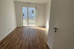 Neubau-Erstbezug: Lichtdurchflutetes Wohnen in 4-Zimmer Wohnungen mit 2 Bädern & Balkon – Am Holzhandel 4, 30165 Vahrenwald, Hannover – Vorschaubild 6