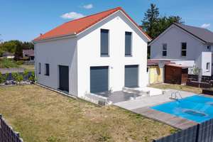 Familienfreundliches Erbpacht-Haus mit Pool – modernes Wohnen zum attraktiven Einstiegspreis – Die vollständige Adresse der Immobilie erhältst du vom Anbieter., 84518 Garching an der Alz – Vorschaubild 18