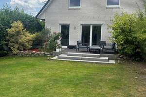 Seltenheit: 2 gepflegte und neuwertige Einfamilienhäuser (135 m² + 121 m²) auf einem Grundstück – Die vollständige Adresse der Immobilie erhältst du vom Anbieter., 22175 Bramfeld, Hamburg – Vorschaubild 2