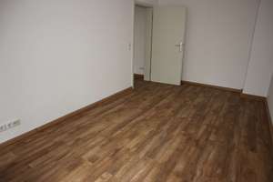 Inkl. EBK /  Bad mit Fenster + Dusche / frei ab 1.5.26 – Untere Hauptstraße 184, 9228 Wittgensdorf, Chemnitz – Vorschaubild 3