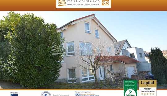 Bild von Falanga Immobilien - RAUMWUNDER! Charmantes & gemütliches EFH mit reichlich Platz und Fernblick in E