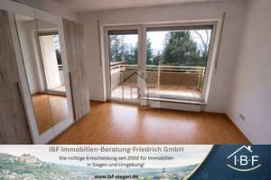 Geräumige 2-Zimmer Wohnung mit Balkon in zentraler Lage von Siegen – Die vollständige Adresse der Immobilie erhältst du vom Anbieter., 57072 Siegen, Siegen – Vorschaubild 1