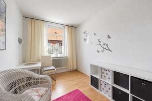 Charmantes Einfamilienhaus in guter Lage – Die vollständige Adresse der Immobilie erhältst du vom Anbieter., 25693 Sankt Michaelisdonn – Vorschaubild 11