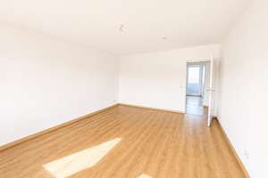 Wunderschöne 3 Zimmerwohnung mit großem Balkon, moderne EBK  im schönen Würzburg – Die vollständige Adresse der Immobilie erhältst du vom Anbieter., 97084 Heidingsfeld, Würzburg – Vorschaubild 6