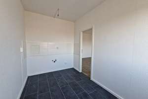 1000 € Gutschein sichern-Frisch renovierte 4-Zimmer-Wohnung mit Wannenbad ! – Am kleinen Feld 28, 4205 Grünau-Nord, Leipzig – Vorschaubild 7