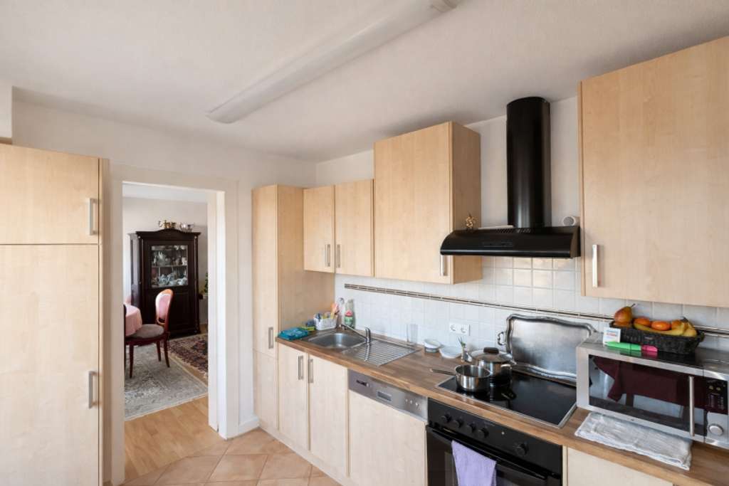 Immobilie in Leutkirch im Allgäu - Weitblick inklusive – Helle 4-Zimmer-Wohnung mit großem Balkon - Bild 0