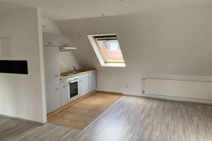 2-Zimmer-Dachgeschosswohnung mit EBK im Roten Feld / Lüneburg