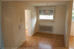 Gepflegte 3,5-Zimmer Dachgeschosswohnung in Stuttgart-Stammheim – Die vollständige Adresse der Immobilie erhältst du vom Anbieter., 70439 Stammheim-Mitte, Stuttgart – Vorschaubild 4