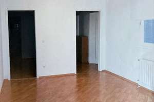 Charmante 3 Zimmer Eigentumswohnung und Tiefgarage  in ruhiger Lage von München – Max-Kolmsperger-Straße 19, 81735 Neuperlach, München – Vorschaubild 5