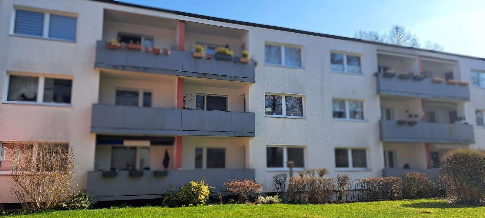 Kleines Wohnglück in Bramfeld … 3-Zimmer Eigentumswohnung mit Loggia im Obergeschoss, Hamburg – Bild 2