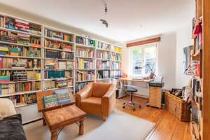Bezauberndes Einfamilienhaus mit Garten und 2 Stellplätzen – Die vollständige Adresse der Immobilie erhältst du vom Anbieter., 70193 Kräherwald, Stuttgart – Vorschaubild 5