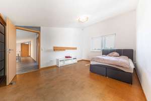 Modernes Wohn- & Gewerbeanwesen mit Hallen, Büroflächen und PV-Erträgen in ruhiger Lage von Sulingen – Die vollständige Adresse der Immobilie erhältst du vom Anbieter., 27232 Sulingen – Vorschaubild 4