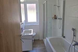 3-Zimmer-Wohnung mit Balkon und Terrasse in Augsburg-Haunstetten – Die vollständige Adresse der Immobilie erhältst du vom Anbieter., 86179 Haunstetten-Nord, Augsburg – Vorschaubild 5