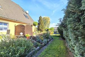 Sommer, Garten, Zuhause – 5-Zimmer-Doppelhaushälfte in Rosenthal