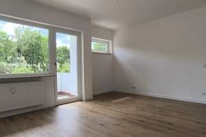 + NAHE BOTANISCHER GARTEN & BOULEVARD BERLIN + EBK + KOMFORT-BAD + BALKON-LOGGIA + TG-STELLPLATZ + – Hortensienstraße 64, 12203 Lichterfelde, Berlin – Vorschaubild 17