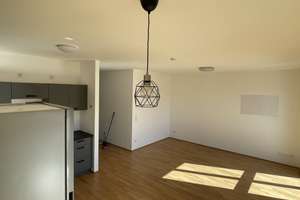 Hell gepflegte Neubau 3‑Zimmer‑Wohnung in ruhiger Lage von Lichtenberg.  – Einbeckerstr 76, 10315 Friedrichsfelde, Berlin – Vorschaubild 9