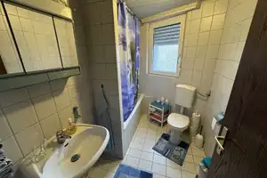 Geräumiges und Stilvoll renoviertes Eigenheim mit großem Garten – Kusel (Kreis) – Vorschaubild 6