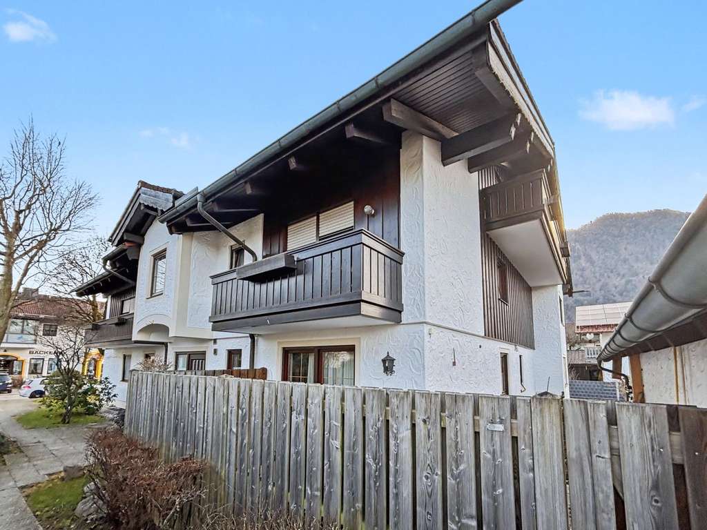 Immobilie in Piding - Piding: Charmantes, vermietetes Appartement mit Terrasse – attraktive Kapitalanlage - Bild 2