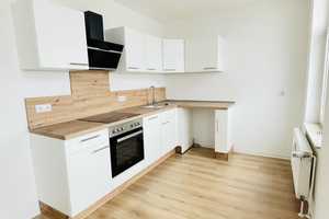 Komfortable 3-Zimmer-Wohnung mit hochwertiger Einbauküche – Halberstädter Str. 73, 39112 Magdeburg – Vorschaubild 2