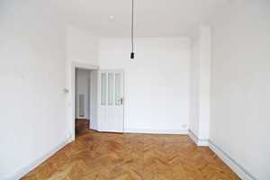 Bezugsfrei! Altbauklassiker mit Südwestbalkon und perfektem Grundriss - dicht des Treptower Parks! – Berlin – Vorschaubild 2