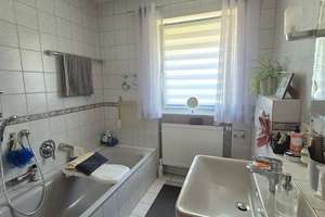 Langjährig vermietete 2-Zimmer-Wohnung mit Garten und Terrasse – Die vollständige Adresse der Immobilie erhältst du vom Anbieter., 94036 Heining, Passau – Vorschaubild 2