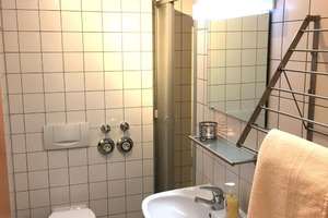 Zentral & ruhig: Möbliertes 1-Zimmer-Apartment mit Balkon, Garten & TG separat bepreist – 63065 Ledermuseum, Offenbach am Main – Vorschaubild 5