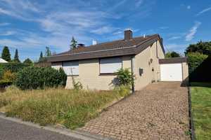 Ein ganz besonderes Einfamilienhaus mit viel Flair in bester Wohnlage... – Neumannsbusch 8, 41199 Mönchengladbach – Vorschaubild 1