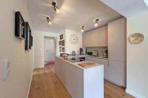 STILVOLLE 3-ZIMMER-WOHNUNG MIT BALKON – 80935 Lerchenau-Ost, München – Vorschaubild 3