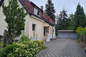 EFH, Zweifamilienhaus, Wohn/Arbeits Gemeinschaft Räumlichkeiten  in zentrale Lage v. Privat