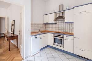Stilvolle Altbauwohnung mit Südbalkon im begehrten Samariterkiez – Die vollständige Adresse der Immobilie erhältst du vom Anbieter., 10247 Friedrichshain, Berlin – Vorschaubild 3