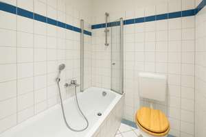 Property thumbnail 11