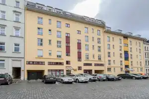 Property thumbnail 1