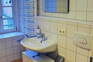 Charmante 2-Zimmer-Wohnung mit Donaublick – direkt in der Regensburger Altstadt! – 93047 Innenstadt, Regensburg – Vorschaubild 6