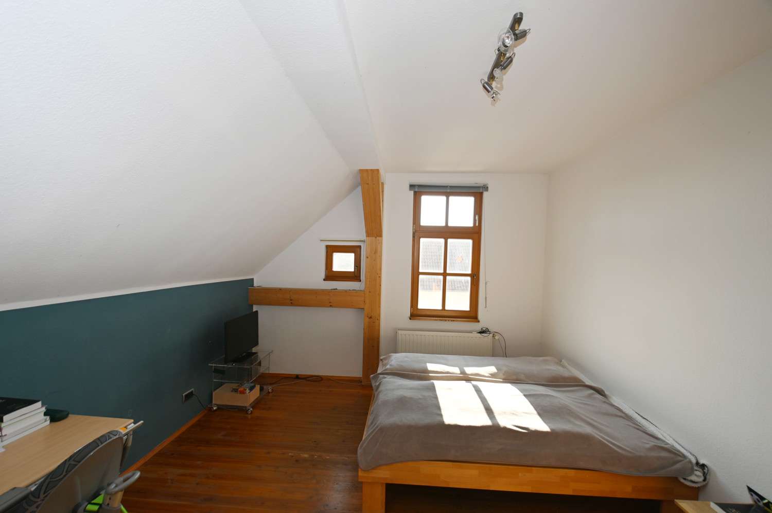 Immobilie in Mettenheim - Vielseitiges Familienanwesen mit Gewerbeoption und ELW zur Erfüllung Ihrer Wohnwünsche! - Bild 2