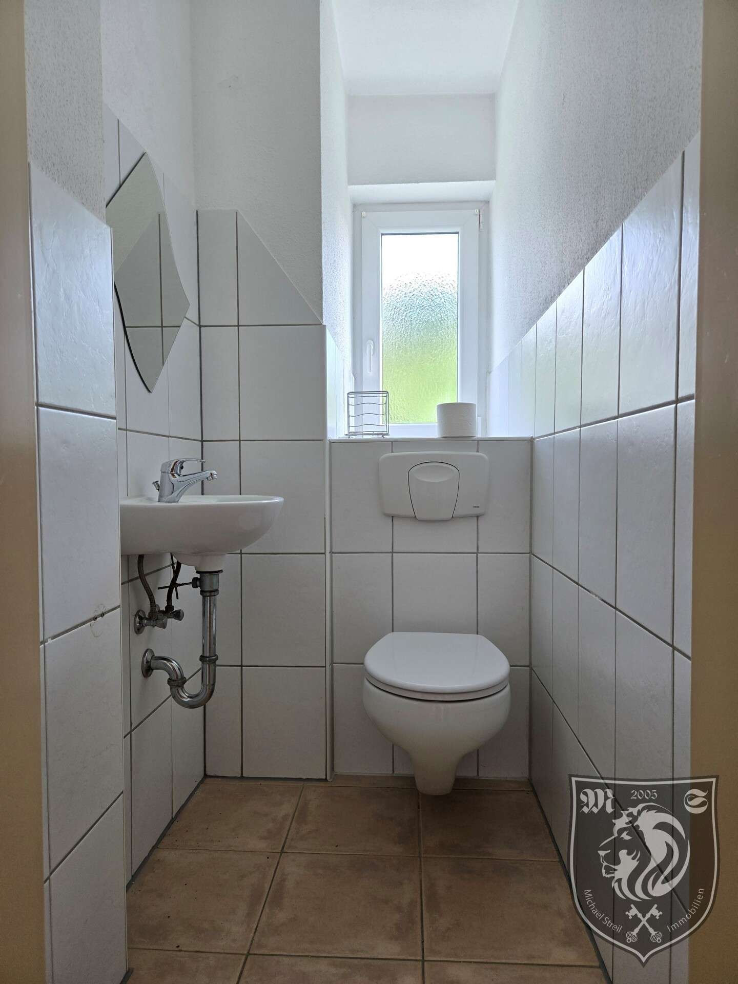 Immobilie in Nattheim - Helle 4-Zimmer-Wohnung mit Süd-Loggia in ruhiger Lage von Nattheim - Bild 0