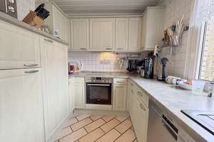 FRANK IMMOBILIEN - Gepflegter Bungalow in beliebter Lage – ideal für jedes Alter! – Die vollständige Adresse der Immobilie erhältst du vom Anbieter., 12357 Rudow, Berlin – Vorschaubild 10
