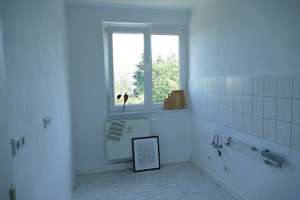 Familienwohnen auf 4 Räumen mit Balkon in der Taborer Straße 44 Naumburg (Saale) – Taborer Straße 44, 6618 Naumburg (Saale) – Vorschaubild 4