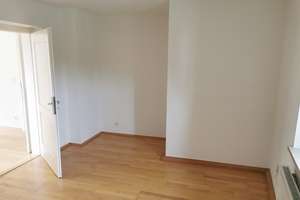 Gepflegte und helle 4 Zimmer-Altstadtwohnung mit Garage – Die vollständige Adresse der Immobilie erhältst du vom Anbieter., 85049 Mitte, Ingolstadt – Vorschaubild 7