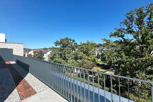 Modernes Leben auf 118 m²: Stilvolle 3-Zimmer-Wohnung mit Highlight-Dachterrasse und Aufzug – Biklenstraße 10, 70327 Untertürkheim (Ortsteil), Stuttgart – Vorschaubild 6