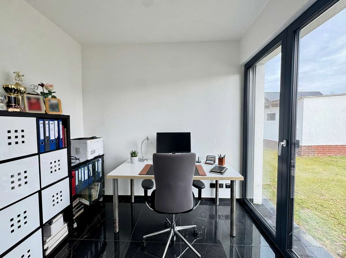 Immobilie in Drakenburg - Traumhafter Bungalow mit Terrasse und Doppelgarage in ruhiger Lage von Drakenburg / Smart Home! - Bild 2